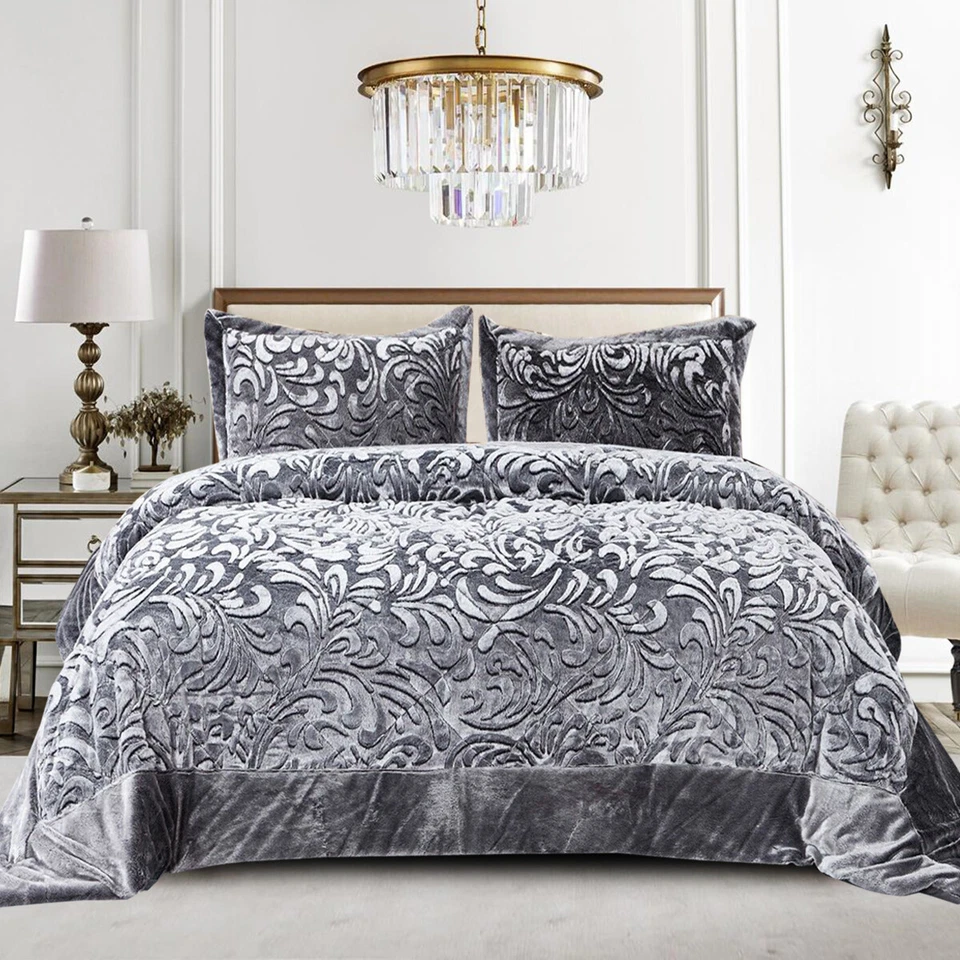 Teddy Fleece Velvet 3 Piece Quilted Bedspread Set