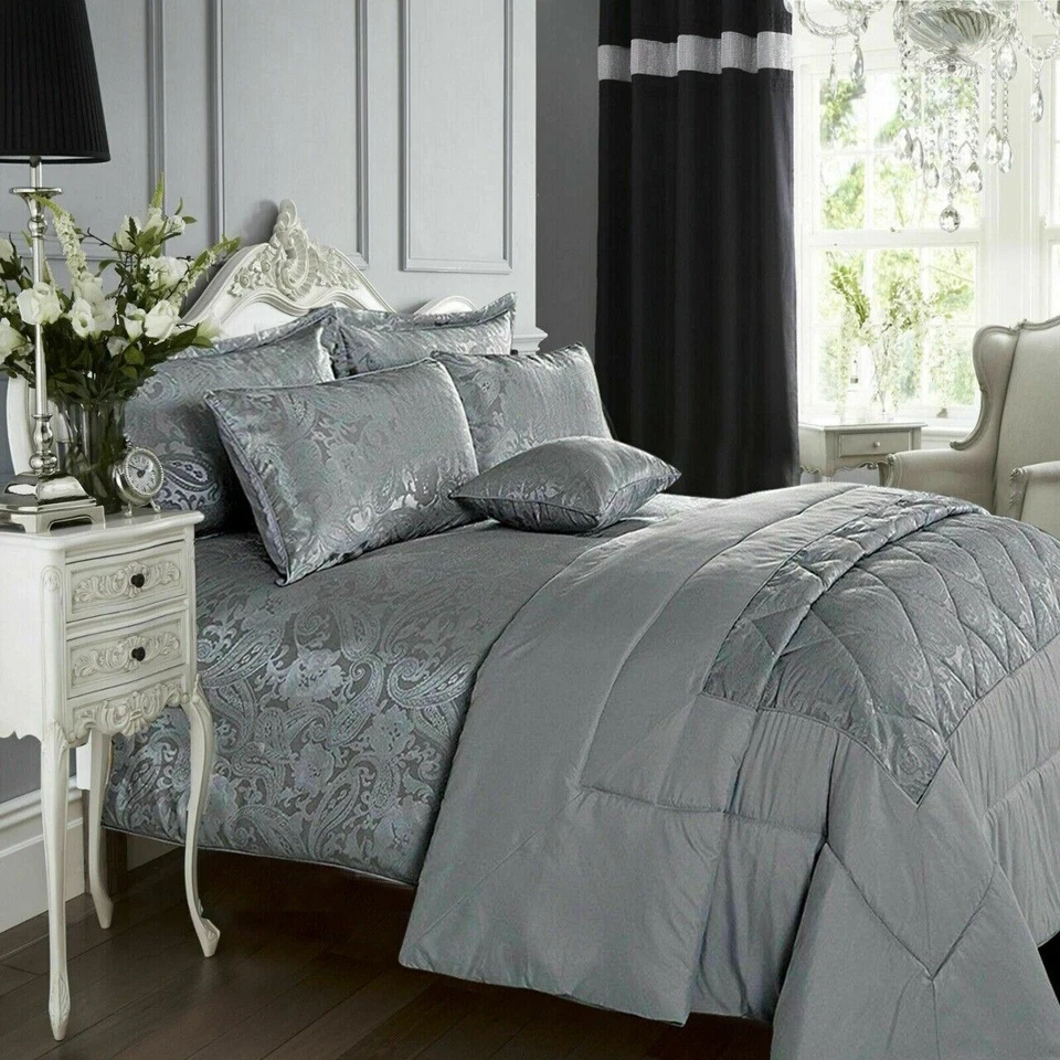 Cleo Cushion Cover